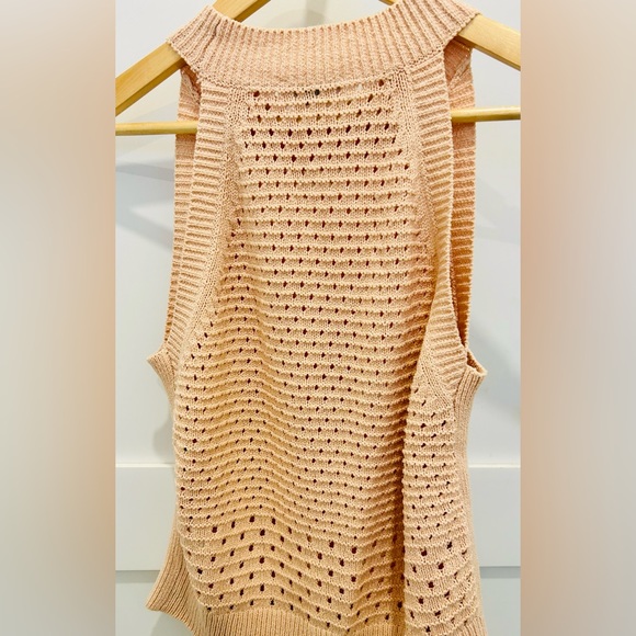 Wilfred sleeveless sweater. Size M. Light peach - Picture 3 of 4